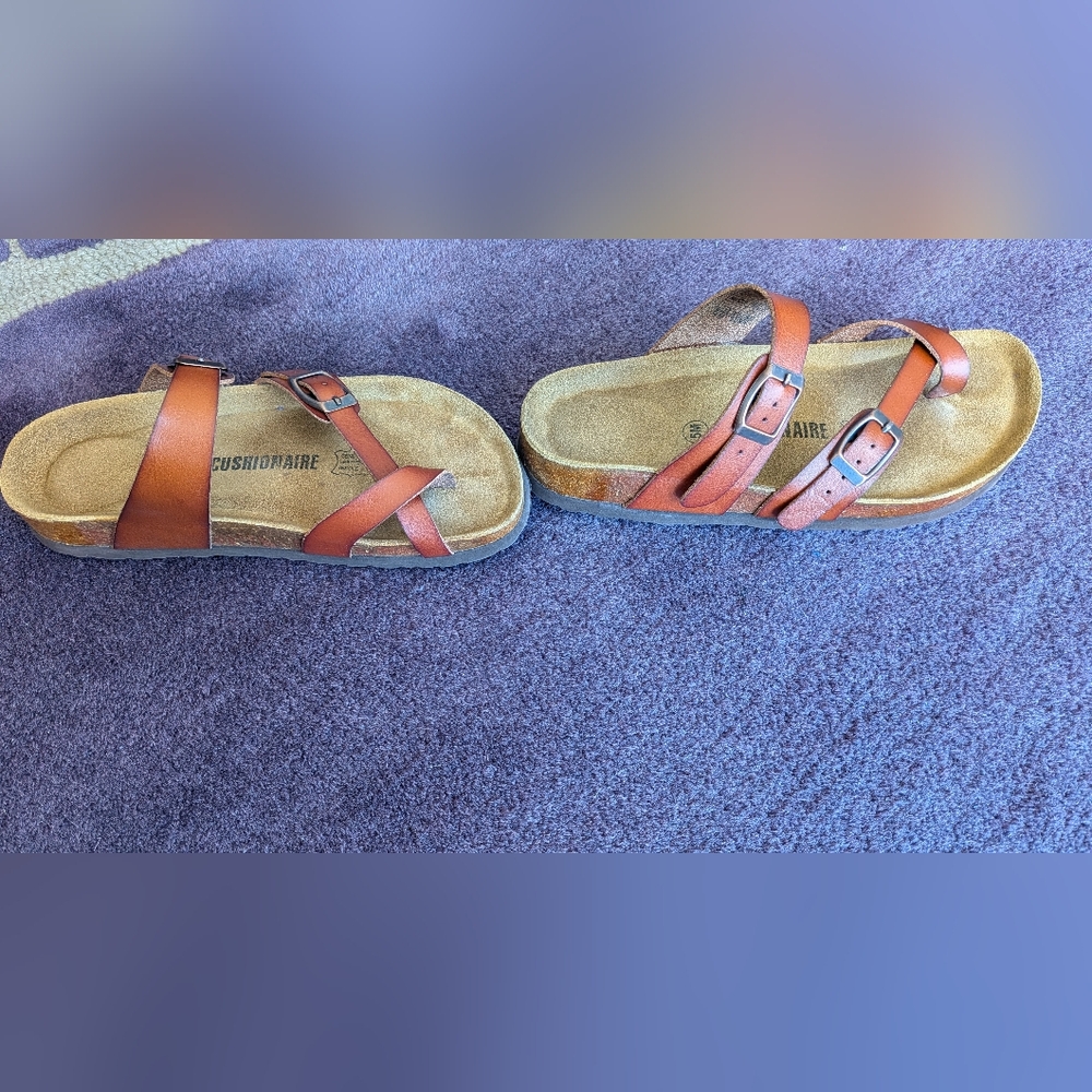 Cushionaire Women's Luna Cork Sandal - Picture 6 of 7